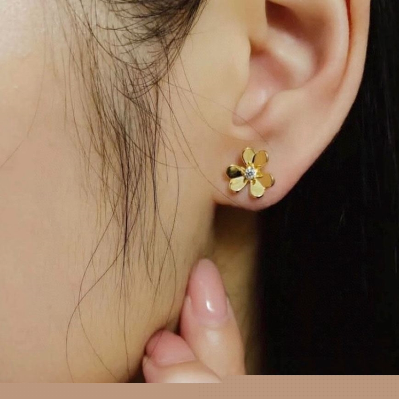 Vca Earrings